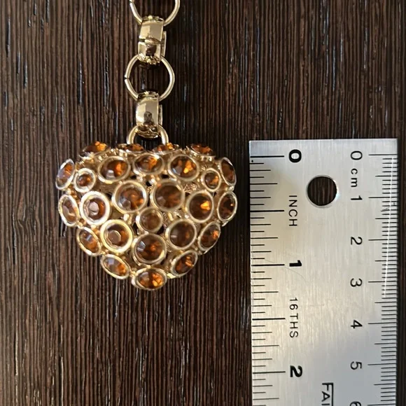 🔥2 X HP🔥VTG gold color Jewelry Heart Key Fob, Amber Style Rhinestones, NWOT - Picture 8 of 9